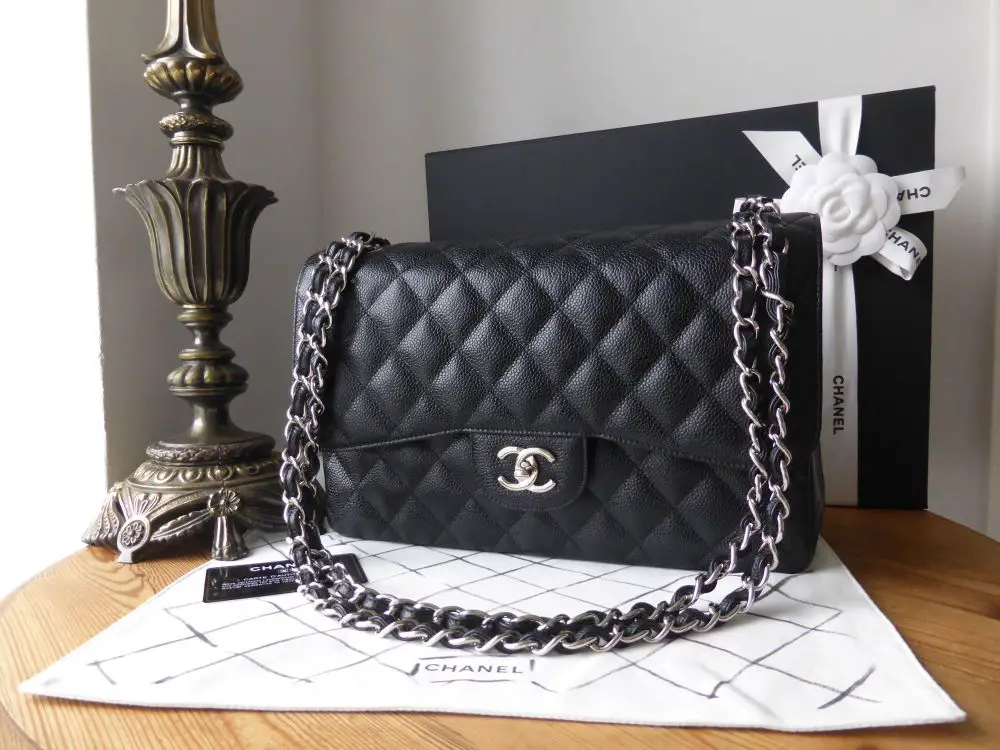  Chanel Classic Flap Bag: Timeless Icon